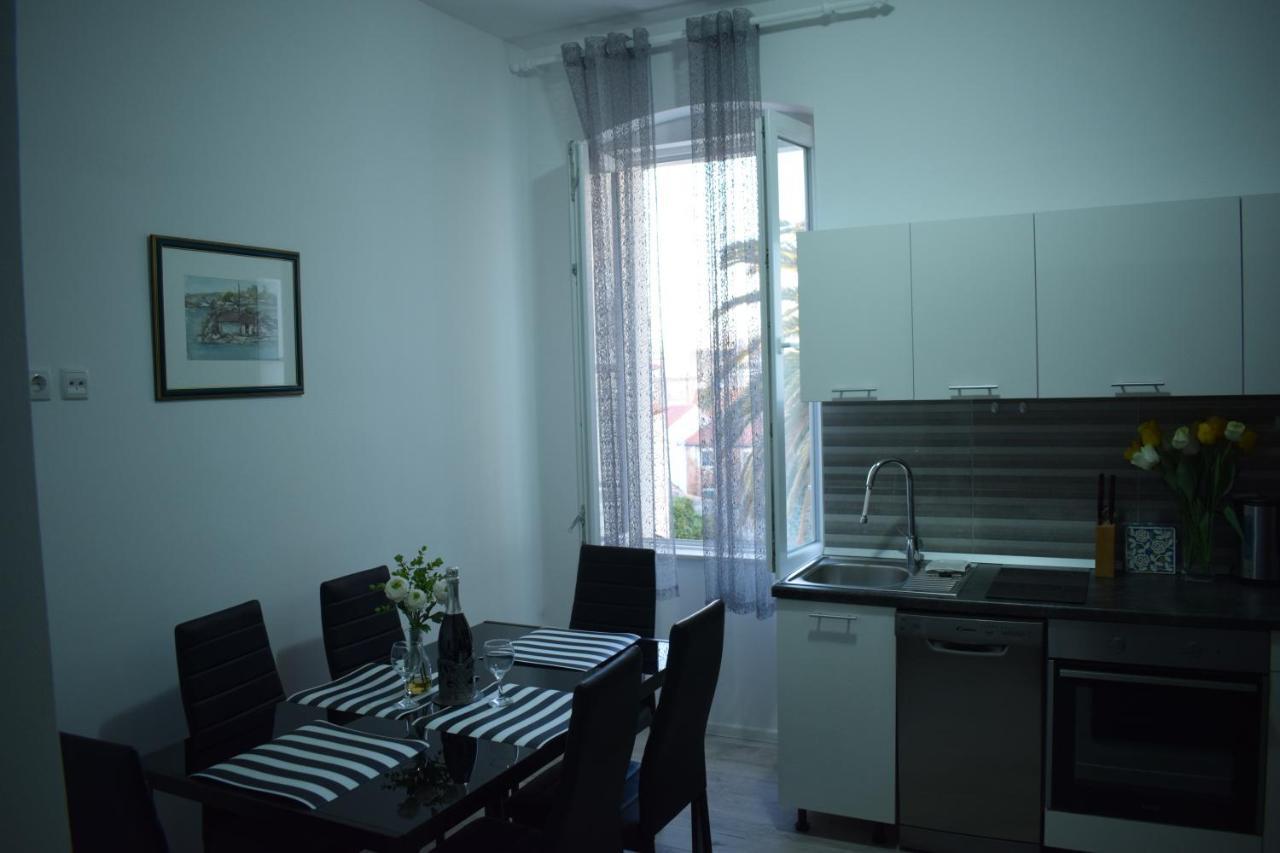 Optimist Makarska Town Center Lägenhet Exteriör bild